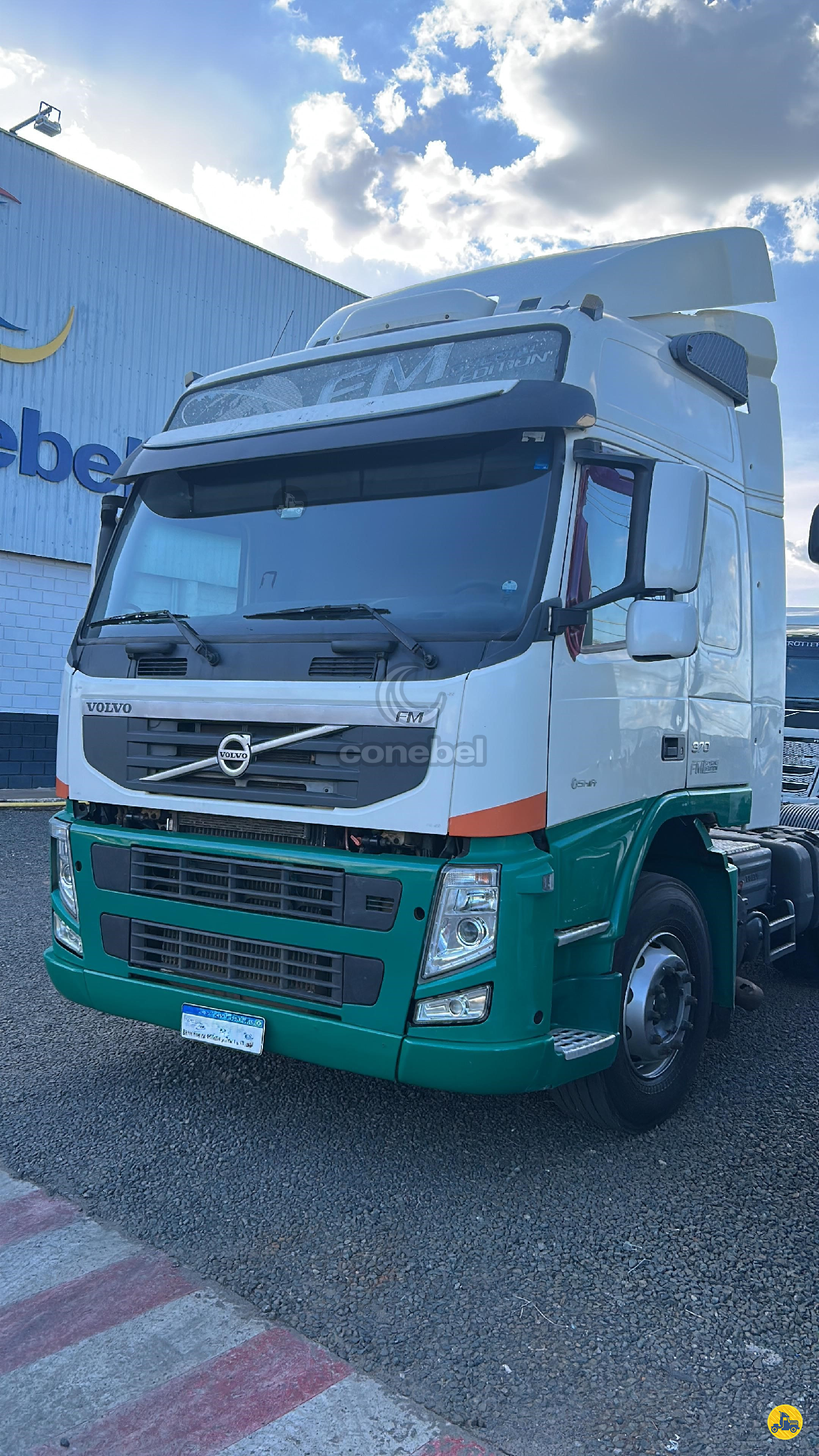 CAMINHAO VOLVO VOLVO FM 370 Cavalo Mecânico Cavalo 6x2 Revenda Ambev - Conebel São José do Rio Preto SÃO PAULO SP